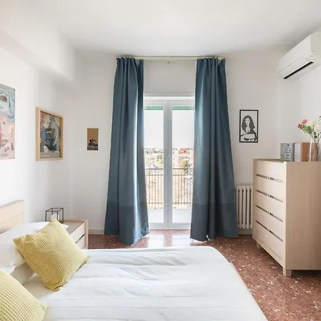 Amoretti Apartment, 6 Persone, 3 Camere, 2 Bagni, Balcone, Wi-Fi, Metro B Monti Tiburtini