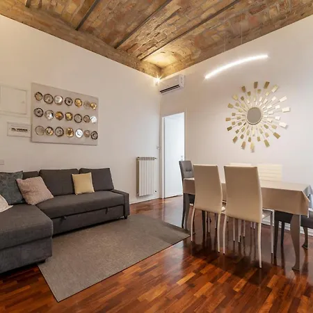 Fontana Di Trevi Design Apartment