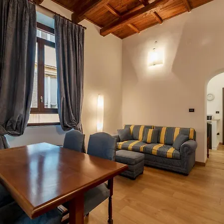 Piazza Di Spagna Elegant Apartment