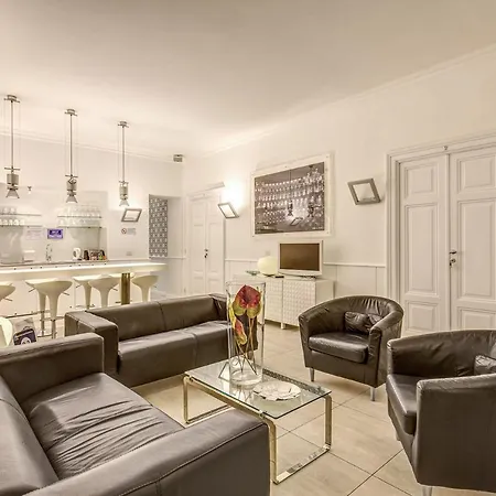 Enjoy Apartment Luxury In Rome