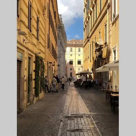 Chiara'S Place At Pantheon - Your Apt In Rome