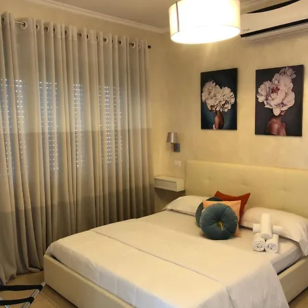 Isabel Hotel