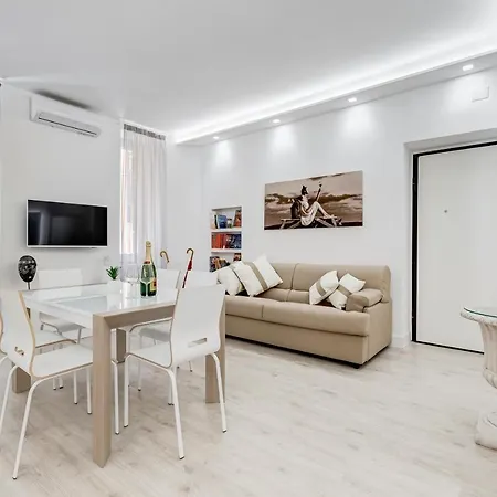 Bmga L The White Crown Apartment In Testaccio