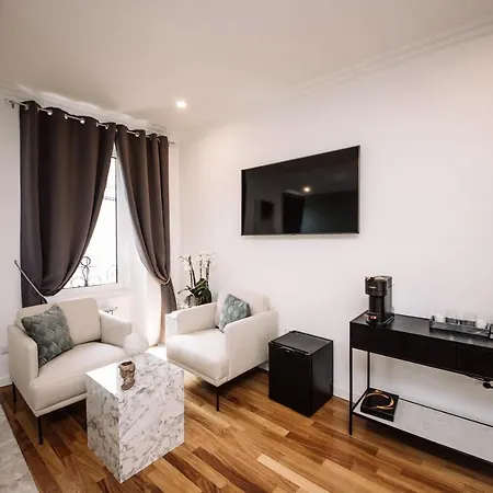 Fellini Design Suites Romе