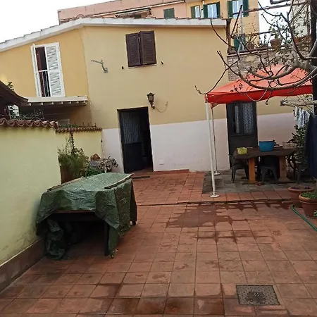Mansarda Nella Movida Del Pigneto Apartment