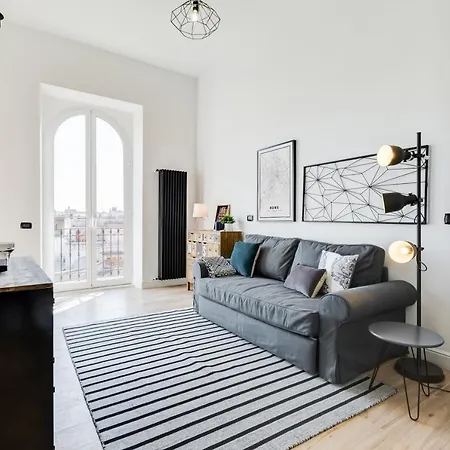 Bmga L Glam Industrial 3-Bed Apartment In Termini