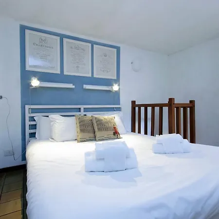 Banchi Nuovi Apartment