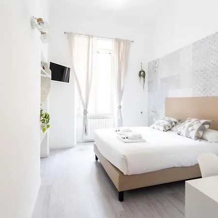 White Gioberti Guesthouse