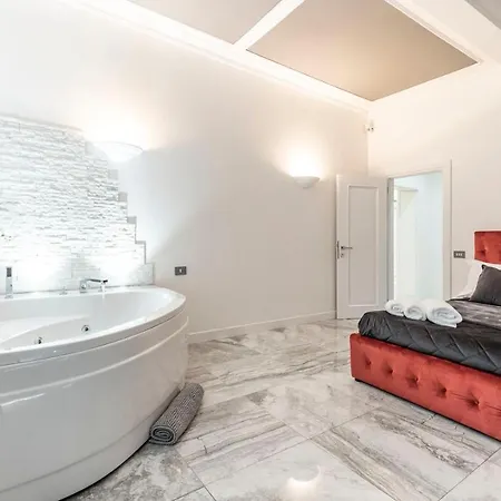 Trevi Luxury Apartment Jacuzzi