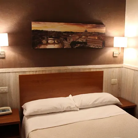 Hotel Pyramid