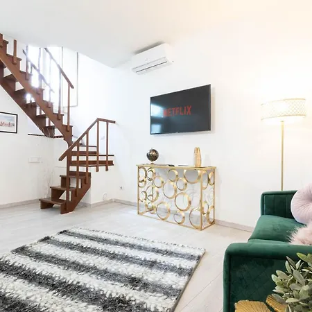 Campo De Fiori Detached Apartment Eligio - Top Collection