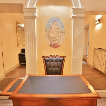 Grottini Luxury Suites ~ Pantheon