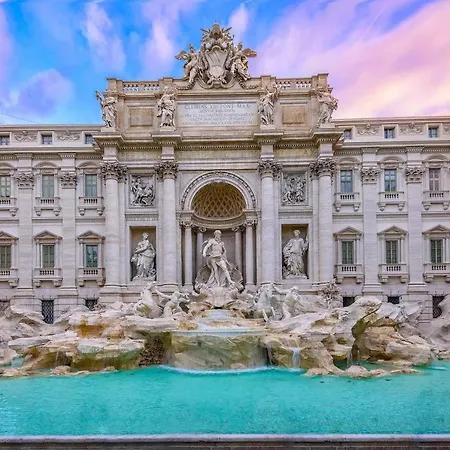 Sunny Trevi Home With Terrace