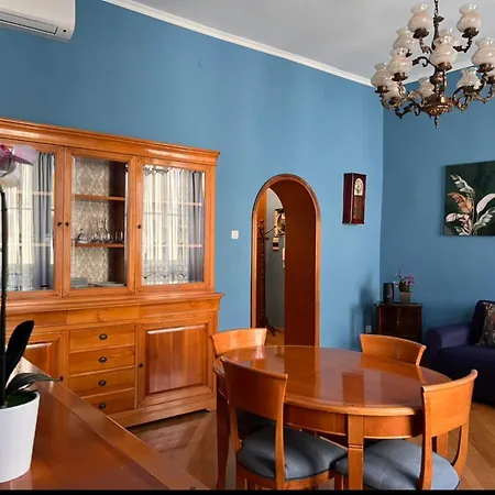 La Casa Di Efra Apartment