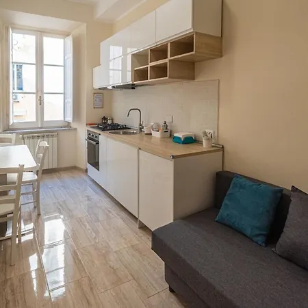 City Center Two-Roomed Flat - Termini/Aquarium