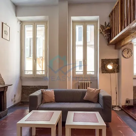 Warm Nest In The Old Building Of Piazza Navona Apartamento