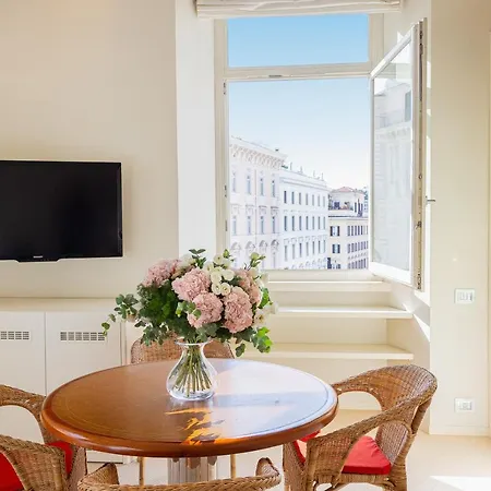 Amazing Via Nazionale 1 Apartment