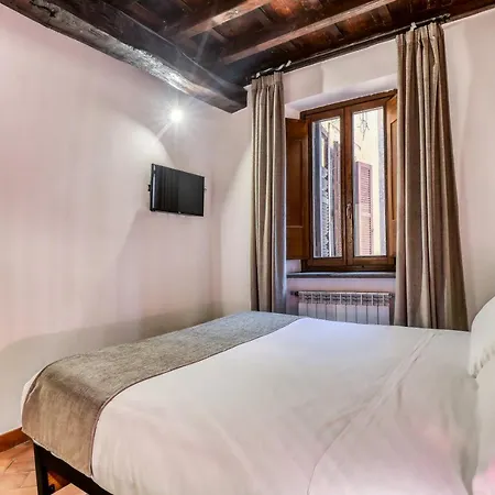 Luxury Navona Hotel