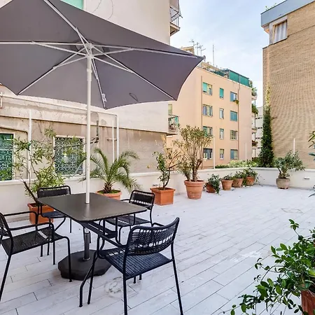 Gianicolo Apartment With Terrace