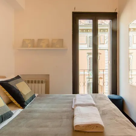 Domina Apartment Colosseum