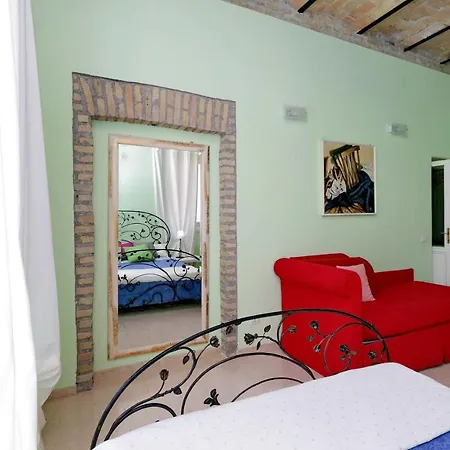 Large Flat 30Min Colosseo