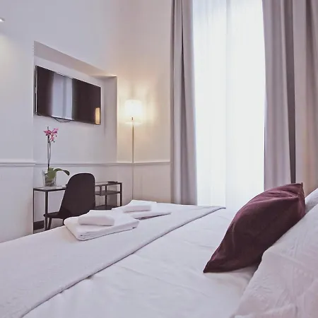 Gemini suites Navona