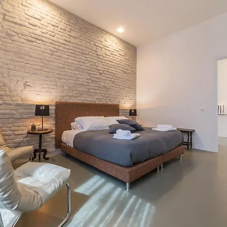 Loft Termini Con Idromassaggio Apartment