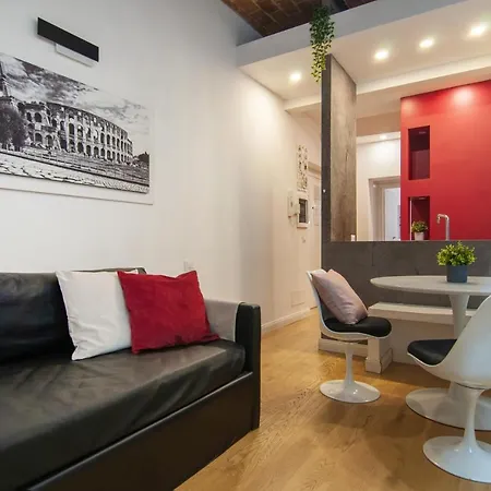 Urbanflat Repubblica Square Apartment