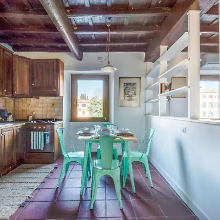 Apartment Trastevere Mantellate By Interhome