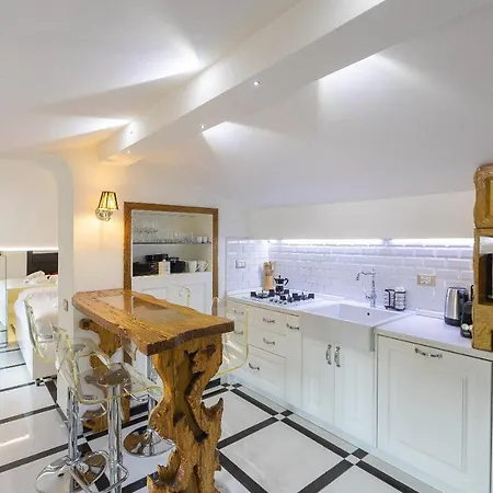 Star Home By Rental In Rome