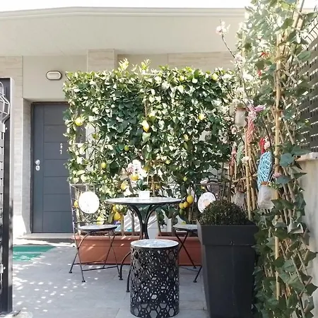 Tiny Green Apartament In Rome - Magliana