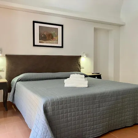 Suite Esq