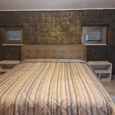A & D Apartment