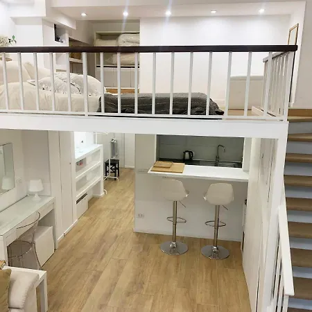 Modern Mini Loft Apartment Roma