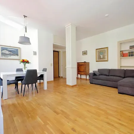 Mazzini Apartment