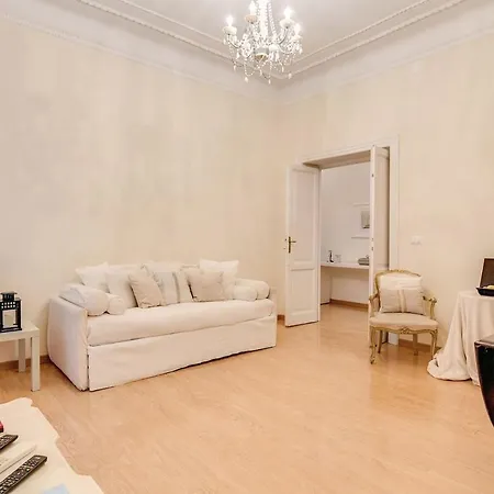 Vatican Germanico Apartment