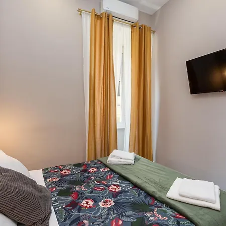Empire Suites