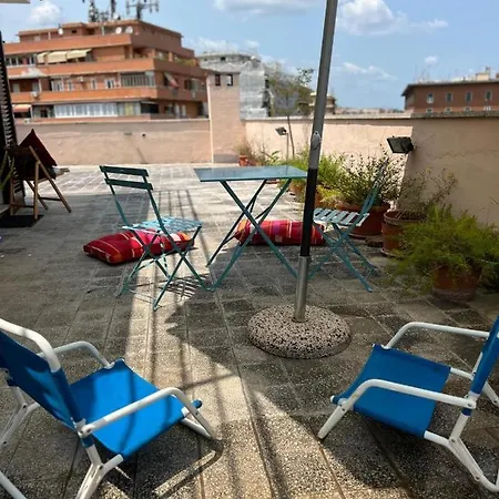 Appartamento Con Ampio Terrazzo
