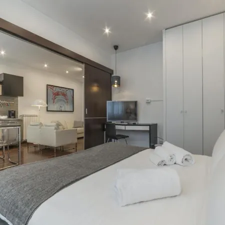 Via Luigi Rizzo 28, Interno 01 Apartment
