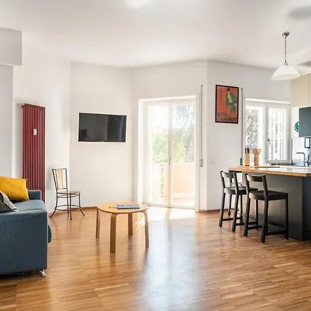 Cozy Flat 2 Bedrooms 2 Bathrooms With Balcony
