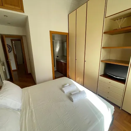 A Due Passi Da San Pietro Apartment