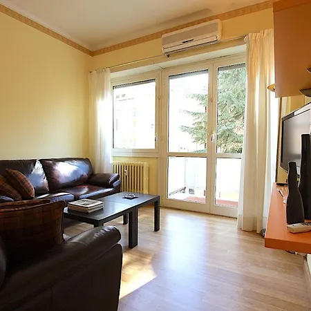 Corso Francia 1Br Apartment