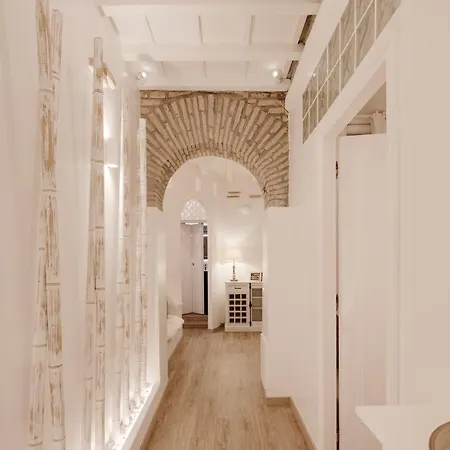 Vatican Borgo Pio Luxury