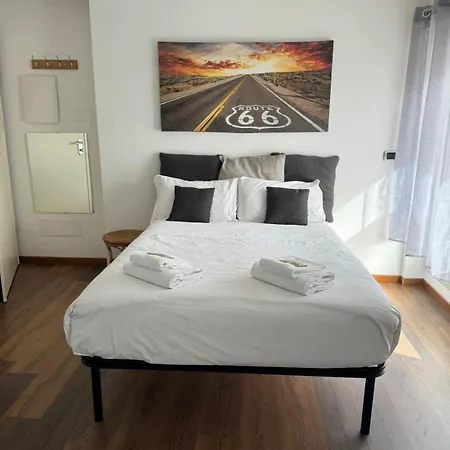 Trastevere Studio Flat - Zen15 Apartment