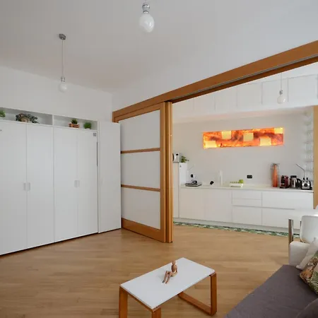 Eli Apartment
