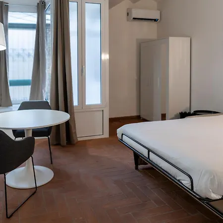 Studio Flat - Lungara 44A