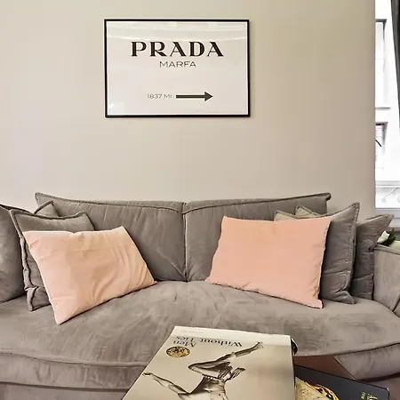 Hostme Piazza Navona Apartament