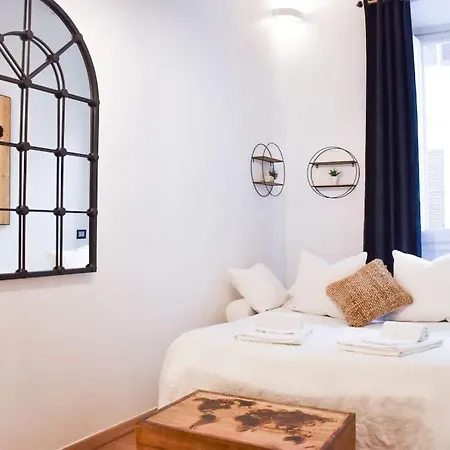 Spanish Steps-Trevi -Luma Suite