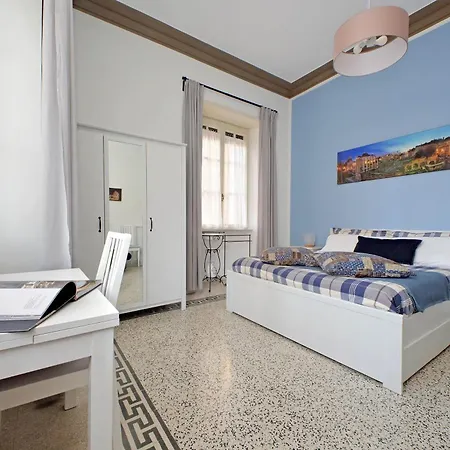 Casa Giuliana -3Br 2Bath Flat, 116 M2 On One Level, 2Nd Floor With Lift, High Comfort, Quite, Chic, Condo Doorman, 600 Meters From Vatican Museums And Ottaviano Metro, Plenty Of District Facilities, Welcome Drinks & Local Guide, 24 Hour 4 Language Su