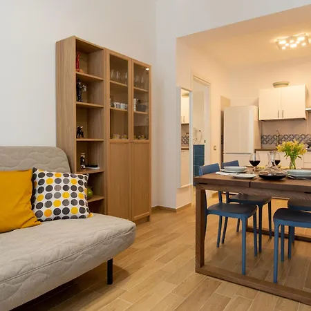 Oggi Apartment